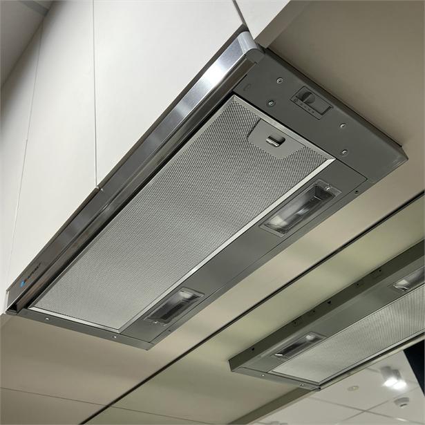 BLAUPUNKT 60CM SLIDEOUT UNDERMOUNT (STAINLESS STEEL) Luxe Elevation